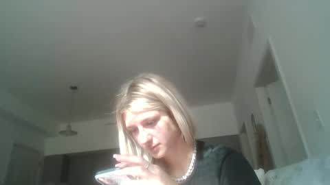 parisbaby2000 online show from October 2025 02:03:02 PM