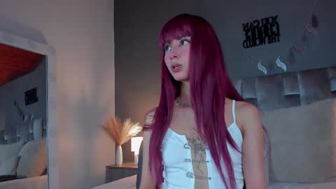 Snapshot of parisfox_ chatting on February 2025 07:31:02 PM PARIS online show from February 2025 07:31:02 PM