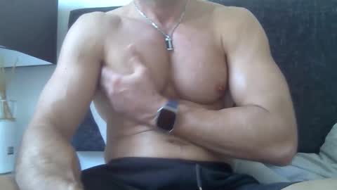 Porn Actor 21cm Hetero online show from February 2026 10:12:01 AM