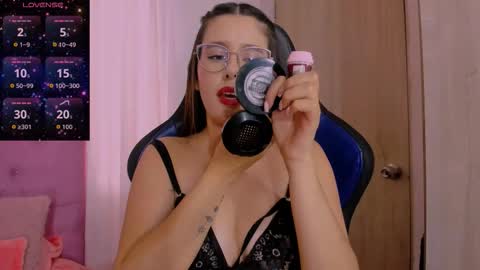 Paris online show from February 2026 06:14:01 PM