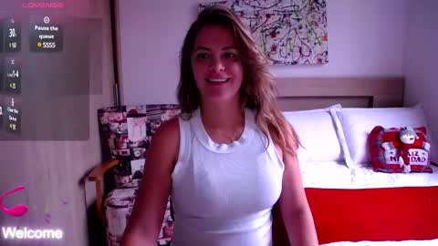 Snapshot of pariswlls chatting on December 2024 10:24:01 PM Paris online show from December 2024 10:24:01 PM