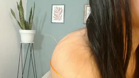 Snapshot of parker_leex chatting on June 2026 02:12:01 AM parker_leex online show from June 2026 02:12:01 AM