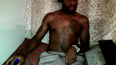 Snapshot of parlay0028 chatting on December 2024 08:26:02 PM Parlay tellio online show from December 2024 08:26:02 PM