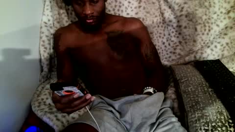 Snapshot of parlay0028 chatting on December 2024 12:18:01 AM Parlay tellio online show from December 2024 12:18:01 AM