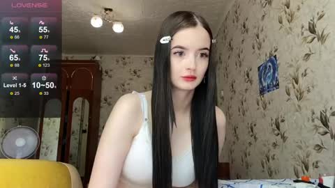 Milana online show from May 2026 10:01:02 AM