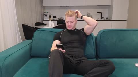 Pashka online show from January 2025 05:02:02 AM