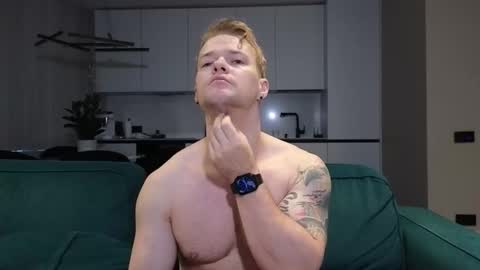 Pashka online show from October 2025 06:11:02 AM