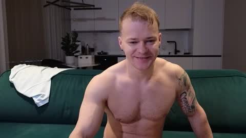 Pashka online show from November 2025 06:29:02 AM