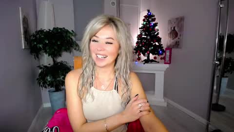 Snapshot of passionate_babe chatting on December 2024 06:20:02 AM I have returned from vacation and I am glad to share my energy and emotions with you online show from December 2024 06:20:02 AM