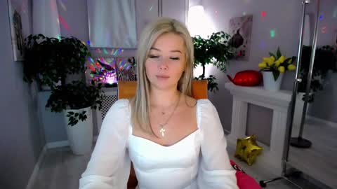 Snapshot of passionate_babe chatting on February 2025 06:46:02 AM I have returned from vacation and I am glad to share my energy and emotions with you online show from February 2025 06:46:02 AM