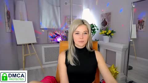 Snapshot of passionate_babe chatting on February 2025 12:33:01 PM I have returned from vacation and I am glad to share my energy and emotions with you online show from February 2025 12:33:01 PM