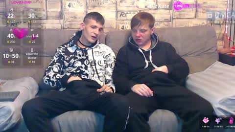 Max tall dark-haired guy with tattoos and Phil blond-haired online show from March 2026 01:50:01 AM