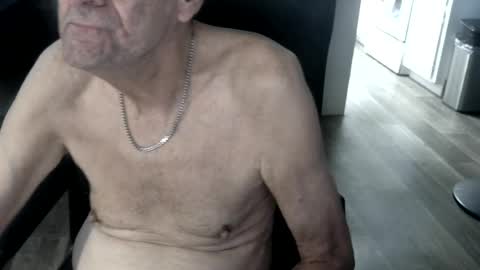 Snapshot of pastelito76 chatting on July 2026 10:12:01 PM Bob online show from July 2026 10:12:01 PM