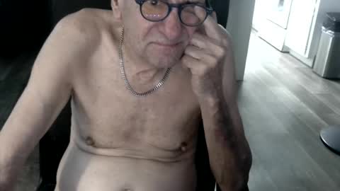 Snapshot of pastelito76 chatting on July 2026 02:05:17 AM Bob online show from July 2026 02:05:17 AM