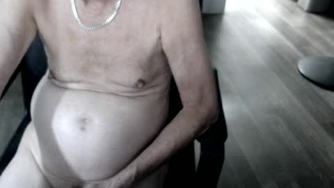 Snapshot of pastelito76 chatting on August 2026 03:50:02 AM Bob online show from August 2026 03:50:02 AM