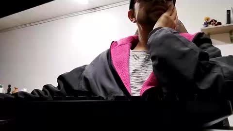 pato_lavida_ online show from April 2026 04:41:01 AM