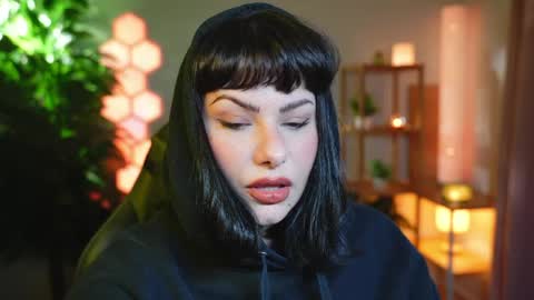 Patricia online show from March 2026 12:12:01 AM