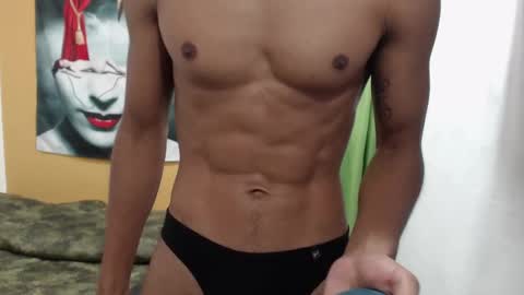 EDUAR Independent model online show from January 2025 12:59:01 AM