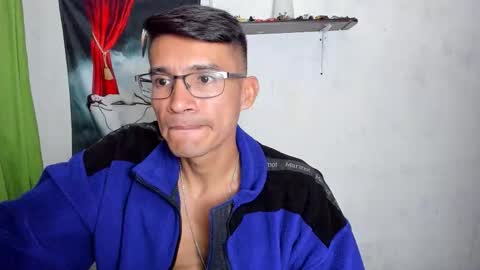 EDUAR Independent model online show from February 2026 11:25:01 PM