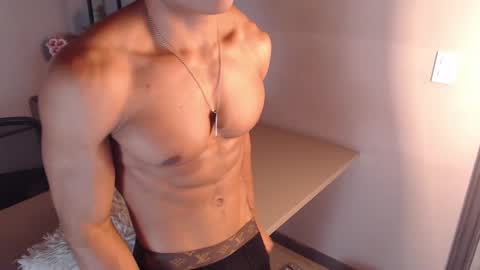 Snapshot of patrick_brown_ chatting on December 2024 03:06:01 PM Patrick Brown online show from December 2024 03:06:01 PM