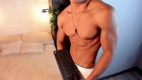 Snapshot of patrick_brown_ chatting on December 2024 12:06:01 PM Patrick Brown online show from December 2024 12:06:01 PM