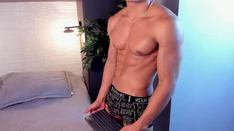 Snapshot of patrick_brown_ chatting on January 2025 03:06:01 PM Patrick Brown online show from January 2025 03:06:01 PM