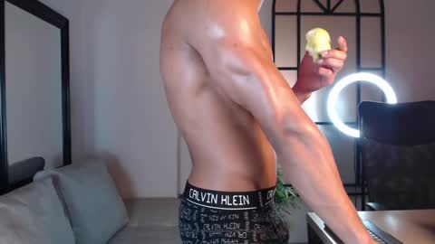 Snapshot of patrick_brown_ chatting on March 2025 06:23:02 PM Patrick Brown online show from March 2025 06:23:02 PM