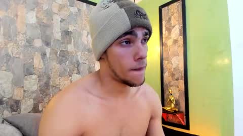 Patrick online show from October 2025 04:04:02 AM