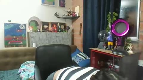 Snapshot of pau_cat chatting on April 2026 07:30:02 AM Pau online show from April 2026 07:30:02 AM