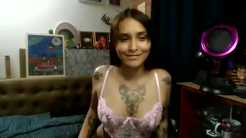 Snapshot of pau_cat chatting on May 2026 11:46:02 PM Pau online show from May 2026 11:46:02 PM