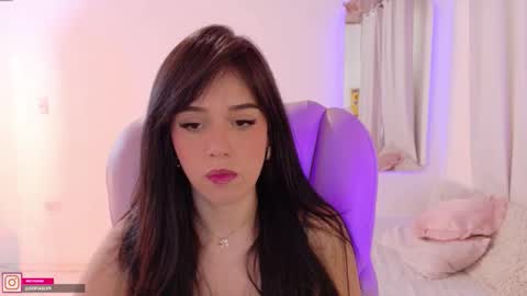 Sofa online show from October 2025 09:46:01 PM