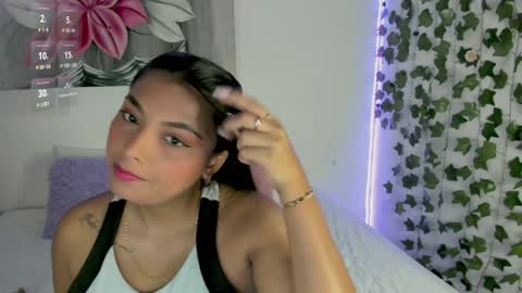 paulina online show from December 2024 01:11:02 AM