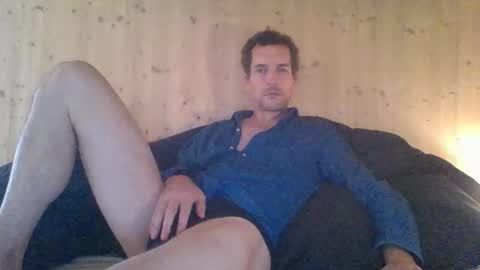 Snapshot of paueriwan chatting on November 2025 08:46:01 AM paueriwan online show from November 2025 08:46:01 AM