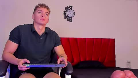 Snapshot of paul_george212 chatting on October 2025 01:51:02 PM Paull George online show from October 2025 01:51:02 PM