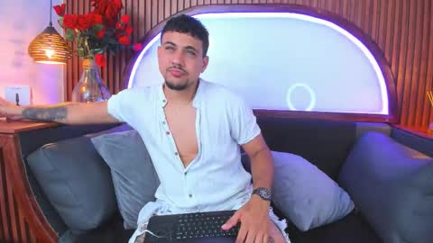 Paul Rivera online show from December 2025 09:10:02 PM