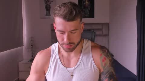 PAUL ROGER online show from November 2025 05:13:02 PM