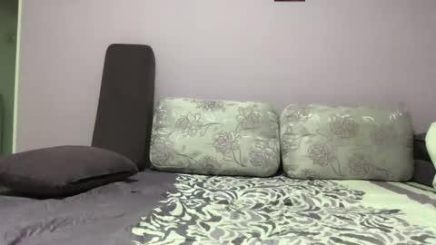 paula1442 online show from February 2025 05:01:02 PM