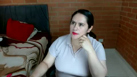 paula__117 online show from May 2026 04:45:02 PM