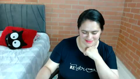 paula__117 online show from June 2026 09:41:01 PM