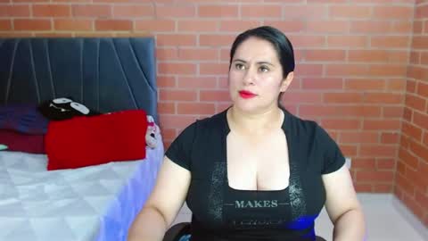 paula__117 online show from August 2026 11:30:02 PM