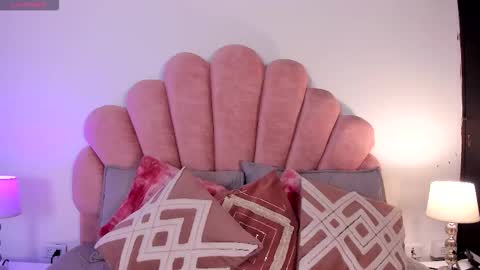 Paula   online show from March 2026 10:55:02 AM