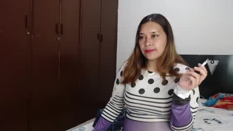 PAULA online show from October 2025 06:01:01 AM