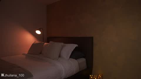 Paula online show from December 2024 08:34:01 PM