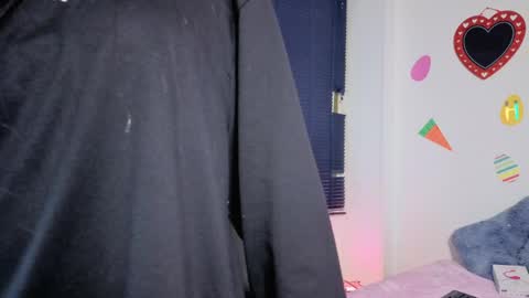 Paula  online show from April 2026 03:53:01 AM