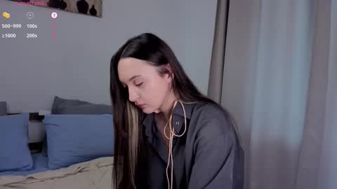 Alice online show from October 2025 08:15:02 AM