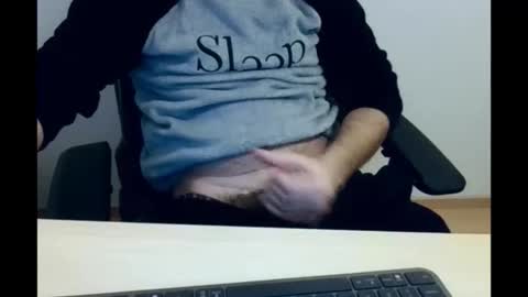 paulbazo83 online show from December 2025 02:59:02 PM