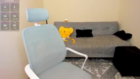 Snapshot of paulette65 chatting on May 2026 01:46:02 AM PAU online show from May 2026 01:46:02 AM
