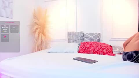 Pau  online show from January 2026 12:42:01 PM