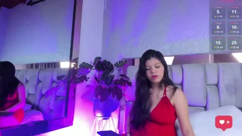 PAULINA  online show from April 2026 10:44:02 PM