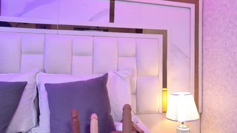 Paulina  online show from November 2025 08:53:01 PM